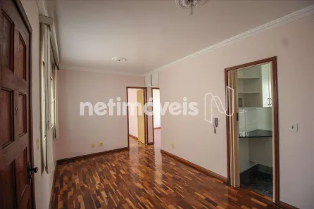 Apartamento com 3 Quartos para alugar, 55m² no Sagrada Família, Belo Horizonte