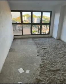 Sala Comercial à venda, 24m² no São Domingos, Niterói