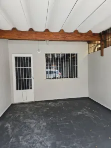 Casa com 2 Quartos à venda, 68m² no Vila Brasílio Machado, São Paulo