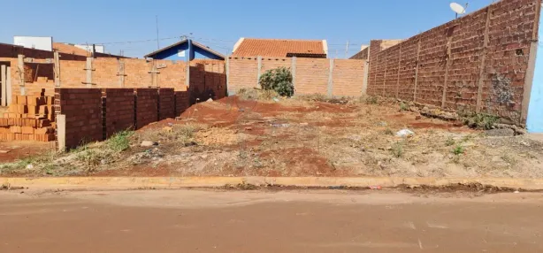 Lote/Terreno à venda, 200m² no Parque do Triunfo, Sertãozinho