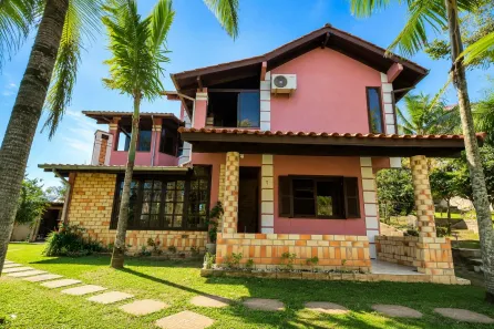 Casa com 5 Quartos à venda, 180m² no Ibiraquera, Imbituba
