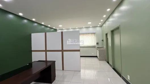 Casa com 1 Quarto para alugar, 10m² no Centro, Uberaba