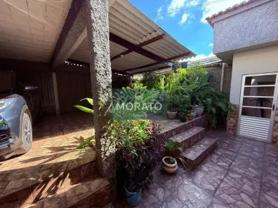 Casa com 4 Quartos à venda, 114m² no Bernardo Monteiro, Contagem