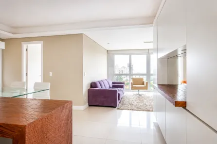 Apartamento com 3 Quartos para alugar, 97m² no Boa Vista, Porto Alegre