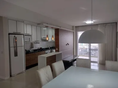 Apartamento com 3 Quartos à venda, 94m² no Barreiros, São José