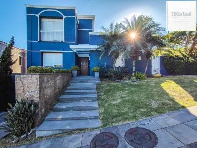 Casa de Condomínio com 3 Quartos à venda, 370m² no Vila Nova, Porto Alegre