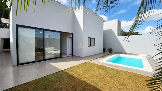 Casa com 3 Quartos à venda, 135m² no Jardim Cristhais, Dourados