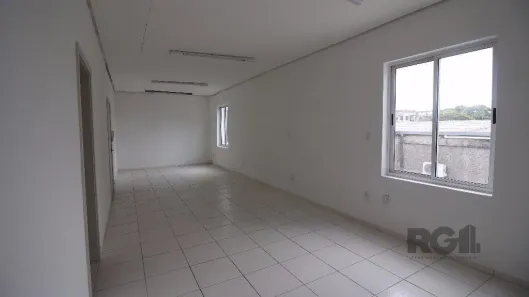 Sala Comercial com 1 Quarto para alugar, 42m² no Passo da Areia, Porto Alegre