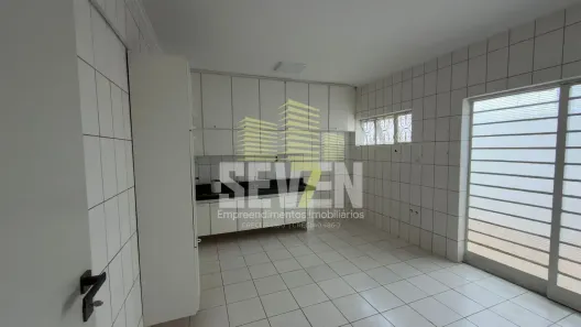 Casa com 3 Quartos para venda ou aluguel, 280m² no Jardim América, Bauru
