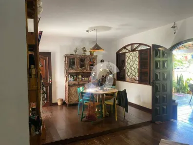 Casa com 3 Quartos à venda, 245m² no Piratininga, Niterói