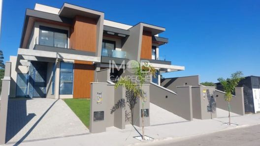 Casa com 3 Quartos à venda, 130m² no Campeche, Florianópolis