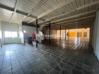 Ponto Comercial para alugar, 406m² no Carajás, Uberlândia