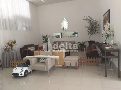 Casa com 3 Quartos à venda, 330m² no Jardim Colina, Uberlândia