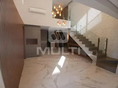 Cobertura com 3 Quartos à venda, 216m² no Jardim Karaíba, Uberlândia