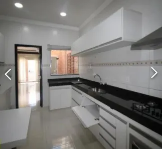 Casa com 3 Quartos à venda, 200m² no Jardim Astúrias, São José do Rio Preto