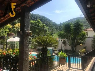 Casa com 3 Quartos à venda, 300m² no Taquara, Rio de Janeiro