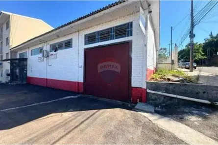 Galpão/Depósito/Armazém para alugar, 200m² no Petrópolis, Passo Fundo