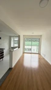 Apartamento com 2 Quartos para alugar, 60m² no Nogueira, Petrópolis