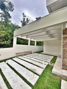 Casa com 3 Quartos à venda, 108m² no Forquilhas, São José