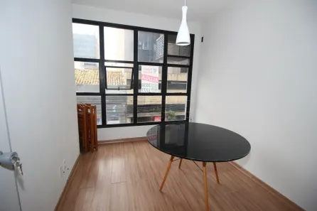 Sala Comercial para alugar, 44m² no Centro, Pelotas