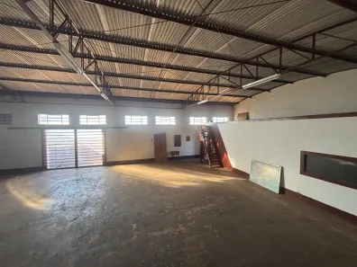 Galpão/Depósito/Armazém para alugar, 400m² no Centro, Bady Bassitt