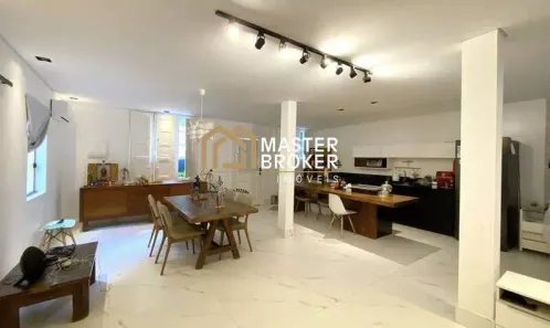 Casa com 3 Quartos à venda, 153m² no Lourdes, Belo Horizonte