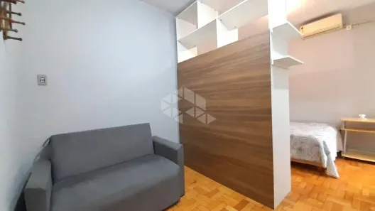 Apartamento com 1 Quarto para alugar, 35m² no Floresta, Porto Alegre
