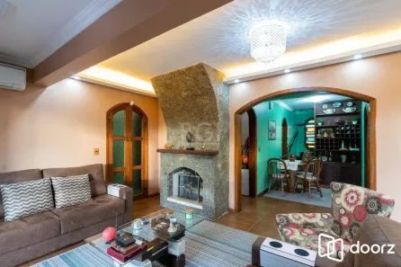 Casa com 3 Quartos à venda, 232m² no Nonoai, Porto Alegre
