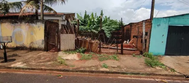 Lote/Terreno à venda, 225m² no Parque das Hortências, Araraquara