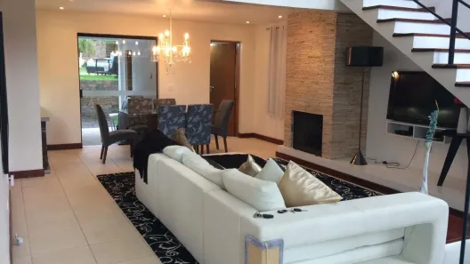 Casa de Condomínio com 3 Quartos à venda, 330m² no , Vargem Grande Paulista