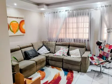 Sobrado com 3 Quartos à venda, 180m² no Chácara Jafet, Mogi das Cruzes