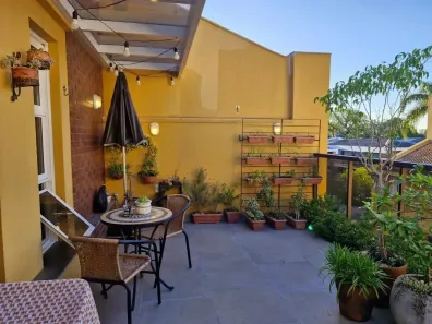 Casa de Condomínio com 3 Quartos à venda, 166m² no Medianeira, Porto Alegre