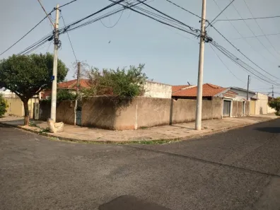 Lote/Terreno à venda, 160m² no Jardim América (Vila Xavier), Araraquara