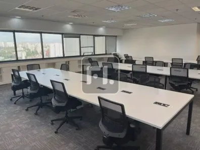 Sala Comercial para alugar, 695m² no Vila Olímpia, São Paulo