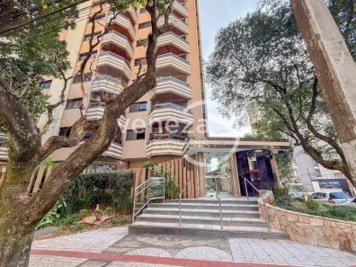 Apartamento com 3 Quartos para alugar, 184m² no Centro, Londrina