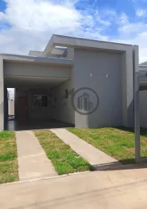 Casa com 3 Quartos à venda, 130m² no Jardim Universitário, Cuiabá