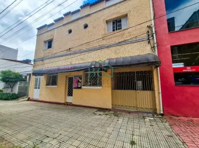 Casa com 3 Quartos para alugar, 80m² no Centro, Poços de Caldas