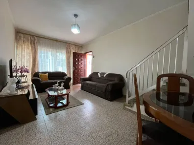 Sobrado com 2 Quartos à venda, 220m² no Vila Junqueira, Santo André