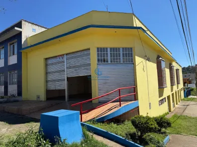 Ponto Comercial para alugar, 221m² no Estação, São Lourenço
