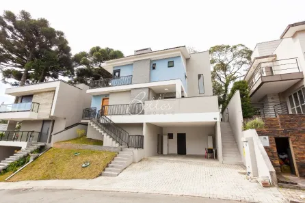 Casa de Condomínio com 3 Quartos à venda, 209m² no Taboão, Curitiba