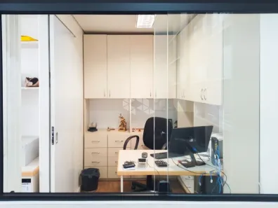 Sala Comercial à venda, 49m² no Teresópolis, Porto Alegre