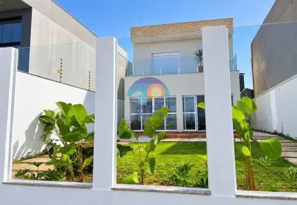 Sobrado com 3 Quartos à venda, 224m² no Estância Balneária Belmira Novaes, Peruíbe