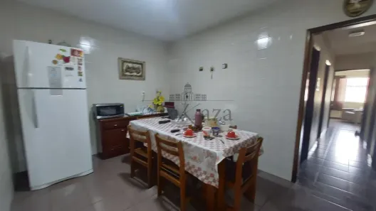 Casa com 3 Quartos à venda, 300m² no Jardim Satélite, São José dos Campos