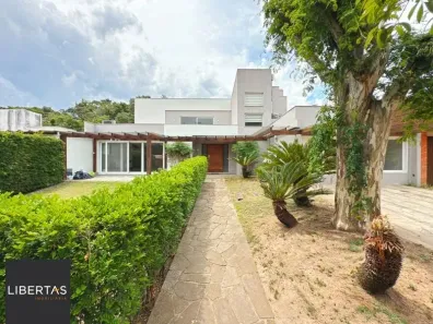Casa de Condomínio com 5 Quartos à venda, 200m² no Pedra Redonda, Porto Alegre
