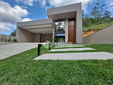 Casa com 3 Quartos à venda, 468m² no Centro, Guabiruba