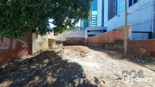 Lote/Terreno à venda, 305m² no Boa Vista, Porto Alegre