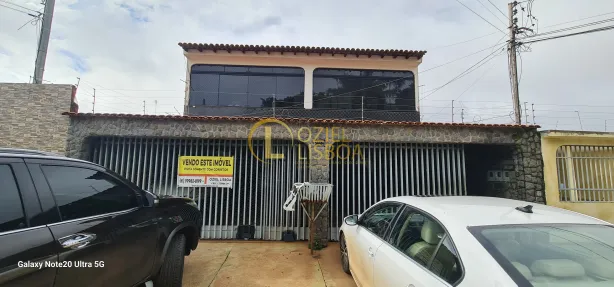 Casa com 3 Quartos à venda, 360m² no Taguatinga Norte, Brasília