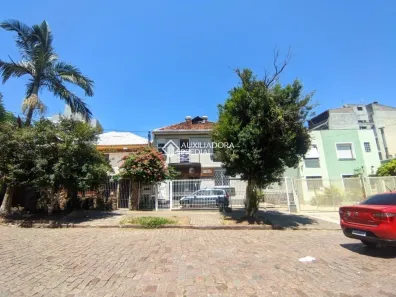Apartamento com 3 Quartos para alugar, 100m² no São Geraldo, Porto Alegre