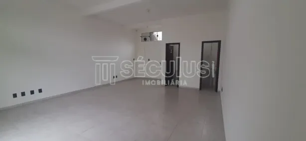 Sala Comercial para alugar, 51m² no Chico de Paulo, Jaraguá do Sul