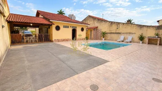 Casa com 3 Quartos à venda, 176m² no Bananeiras (Iguabinha), Araruama
